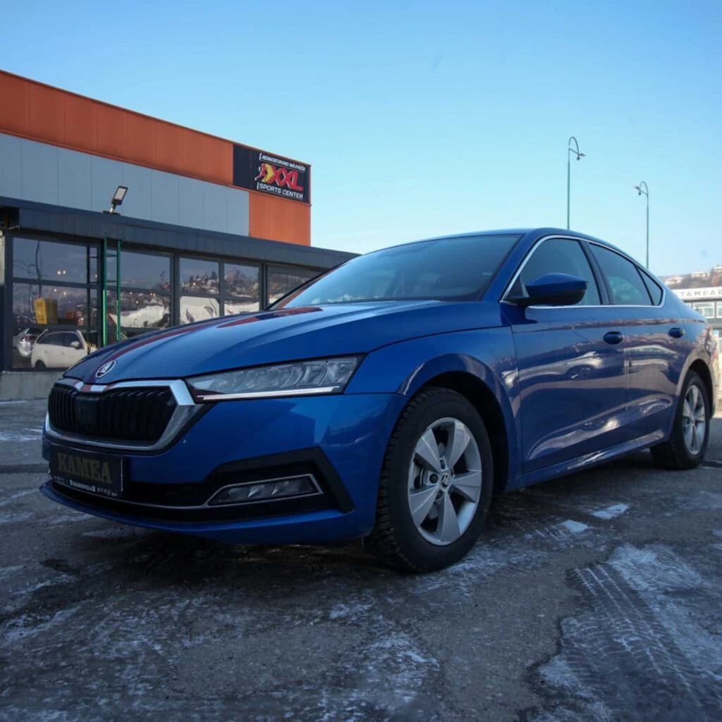 Sedan automatic