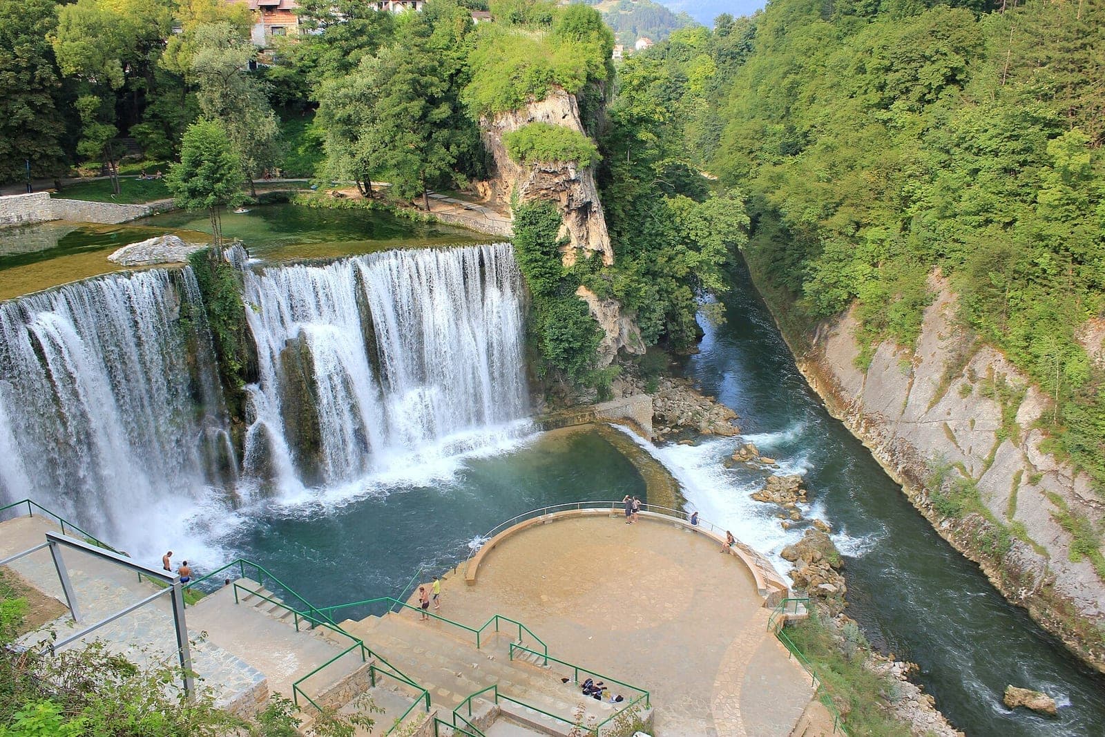 Jablanica Lake category photo
